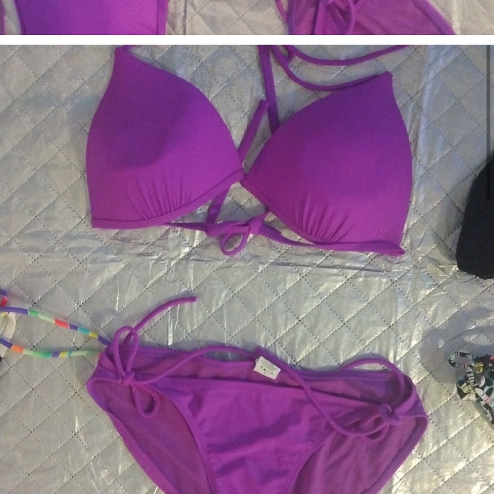 NWOT Bundle of 3 Bikini Sets - Mix and Match - Picture 3 of 7